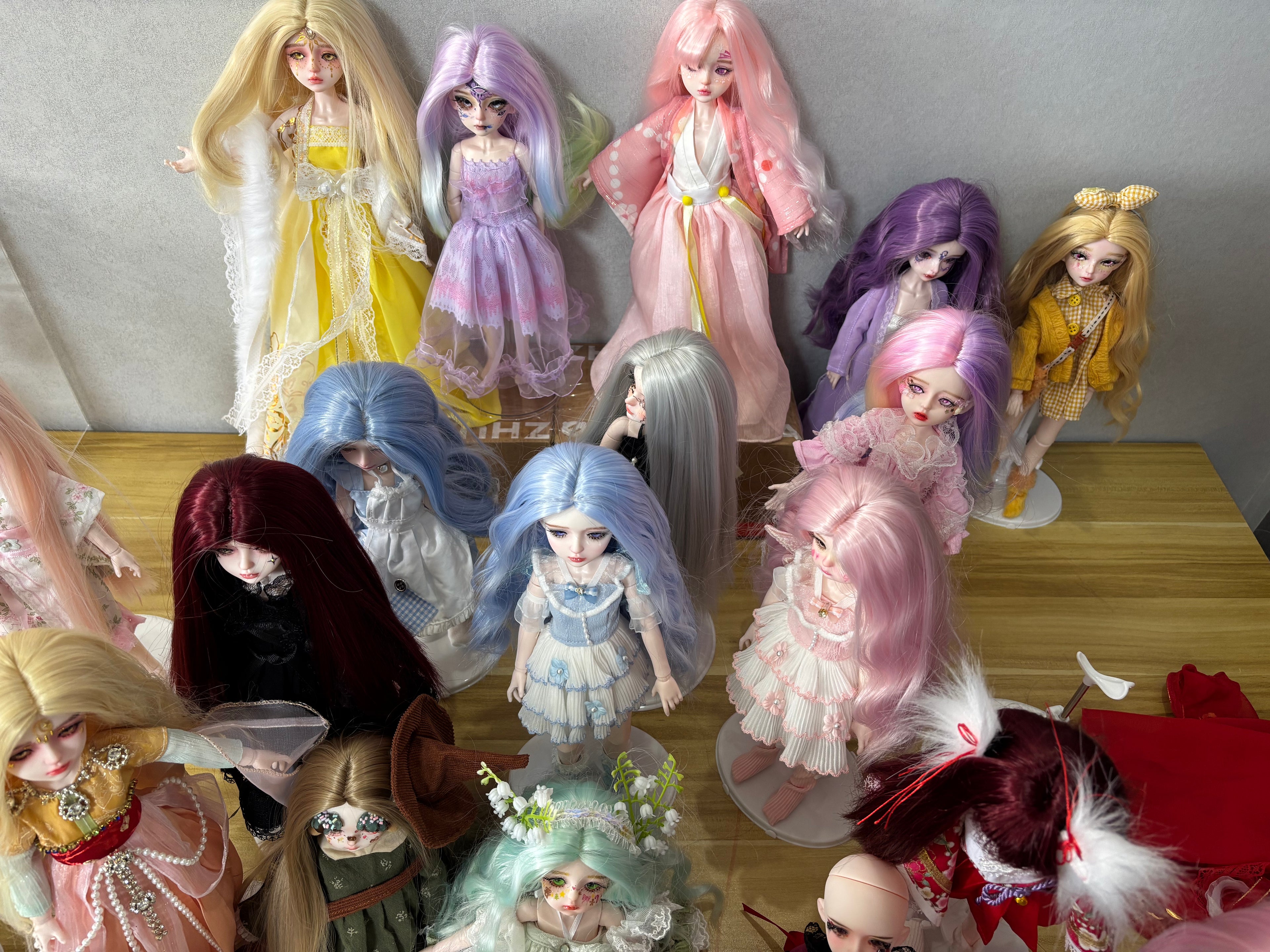 BJD 1/6 doll with makeup and clothes