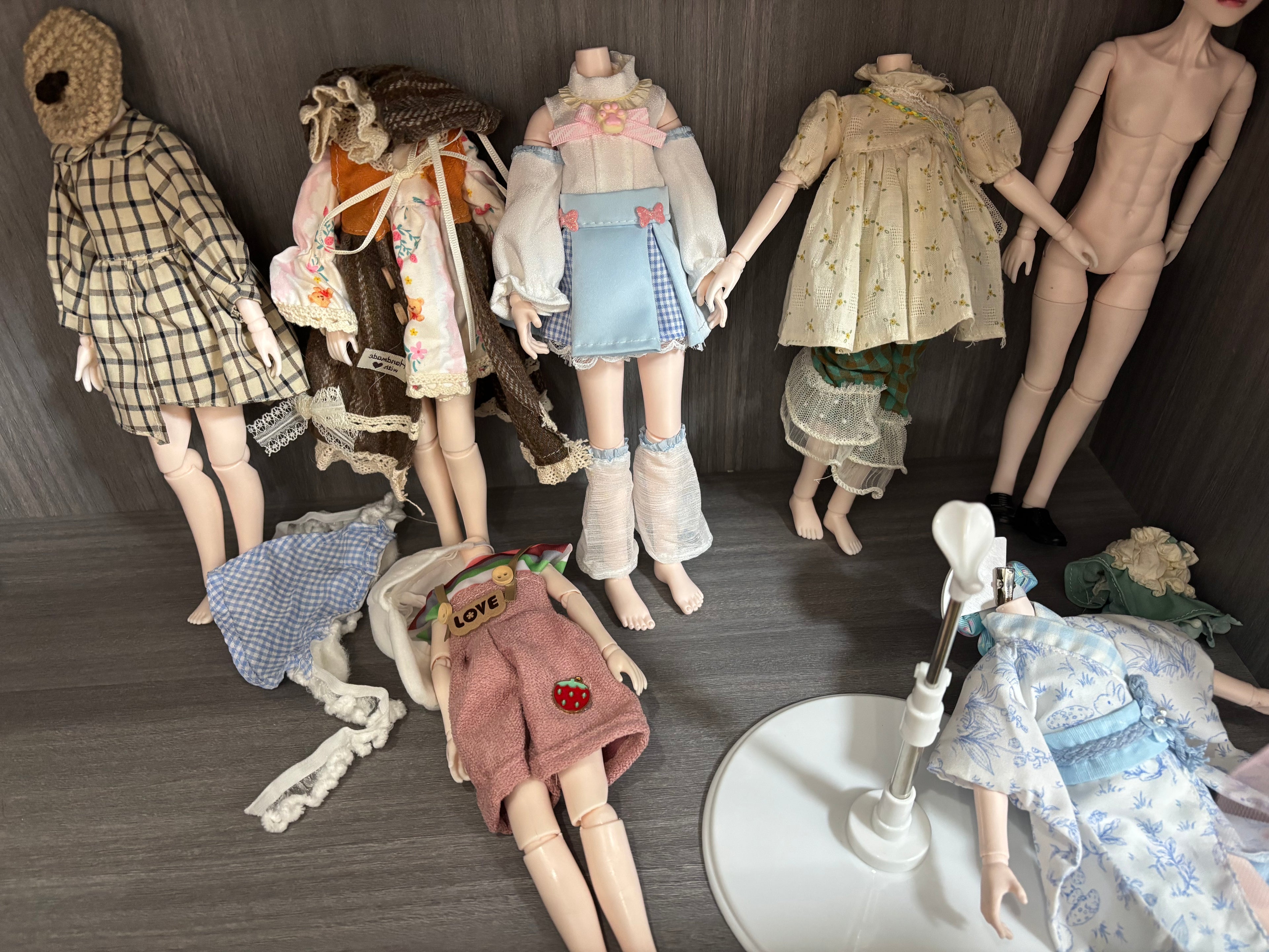doll clothes, costumes